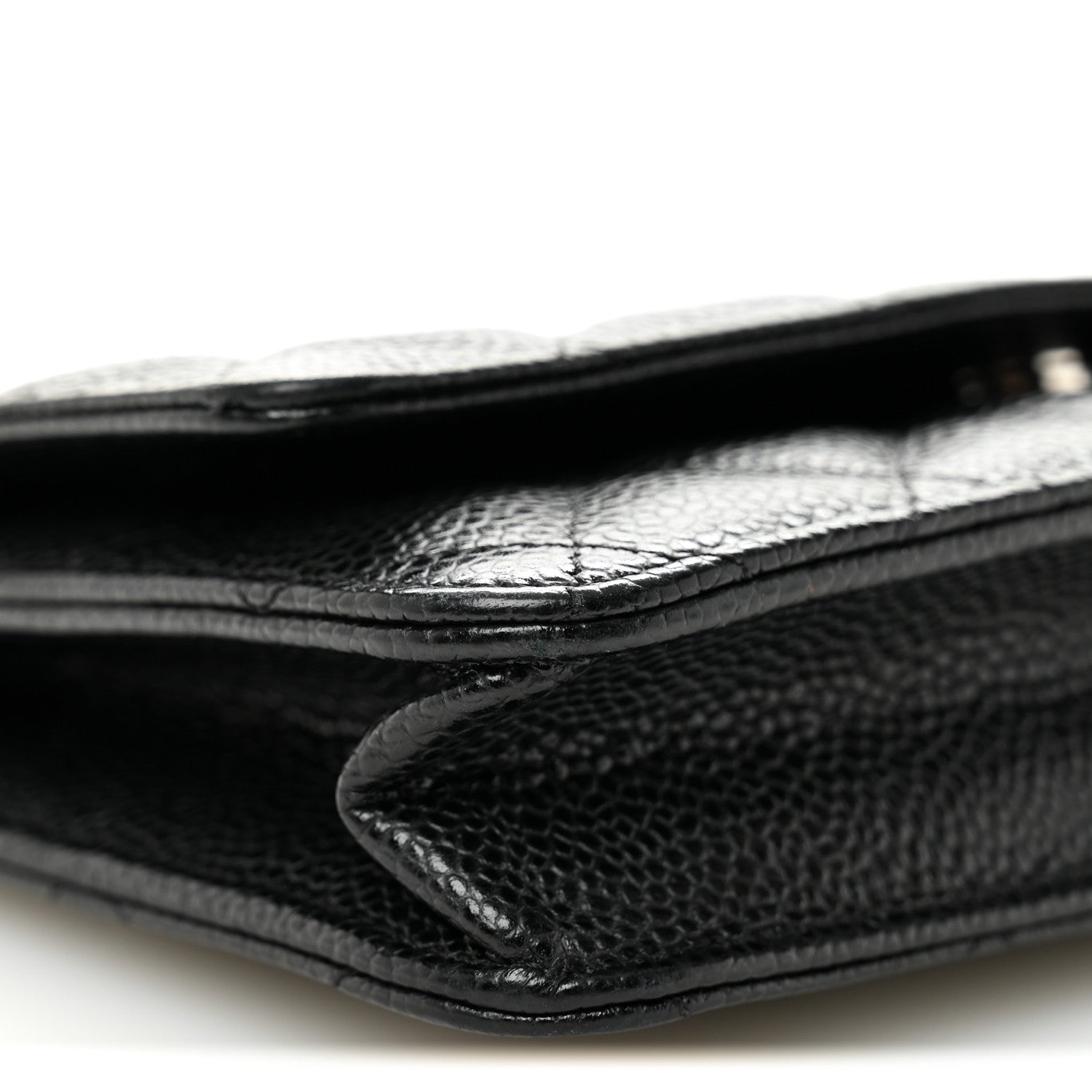 Caviar Quilted Wallet on Chain WOC Black